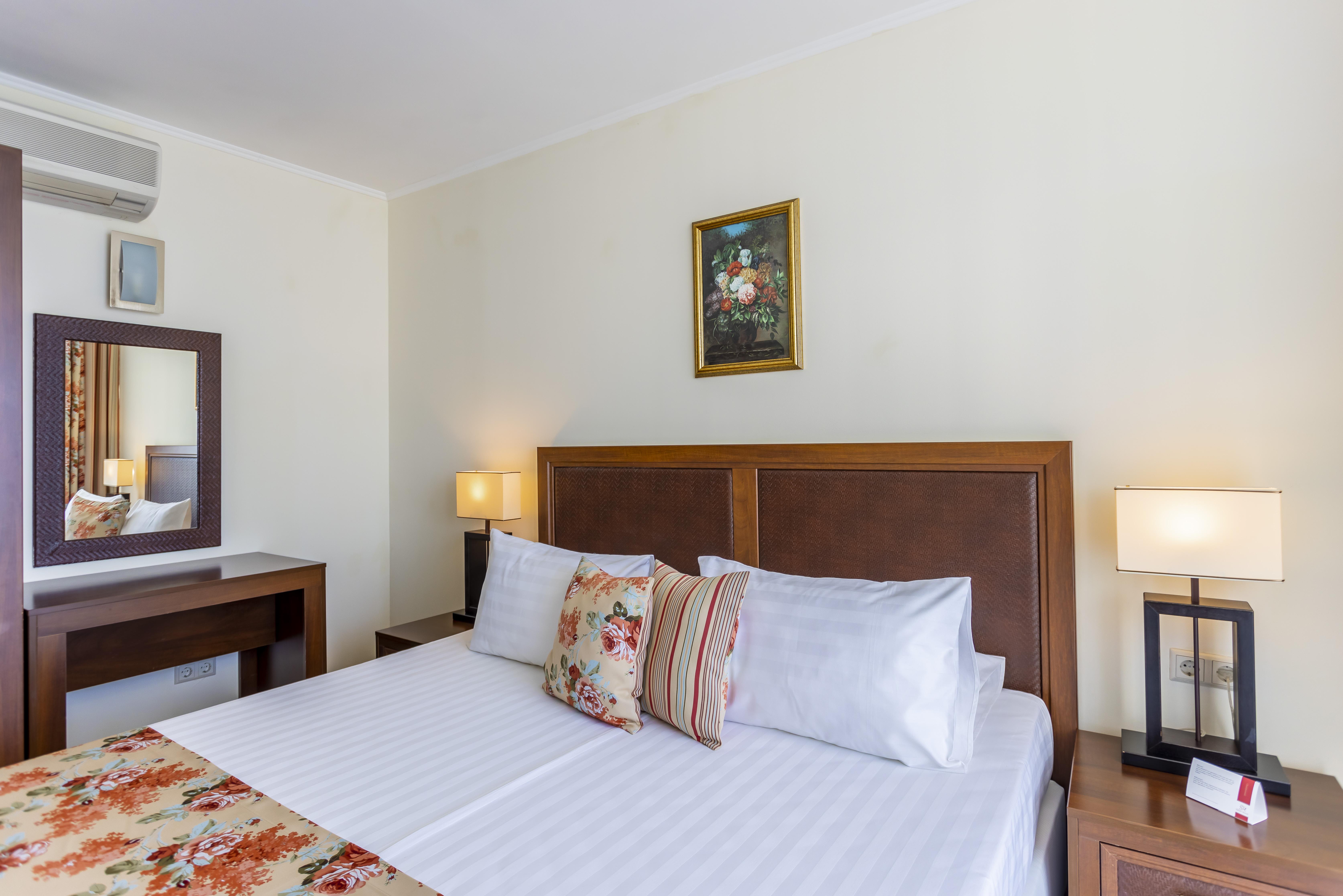 Sunset Resort Pomorie Bagian luar foto